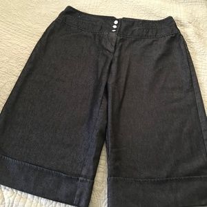 1940 Black capris for women size 16